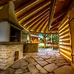 Lodge Skerda - *