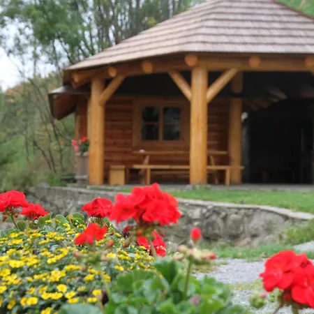 Lodge Skerda - *